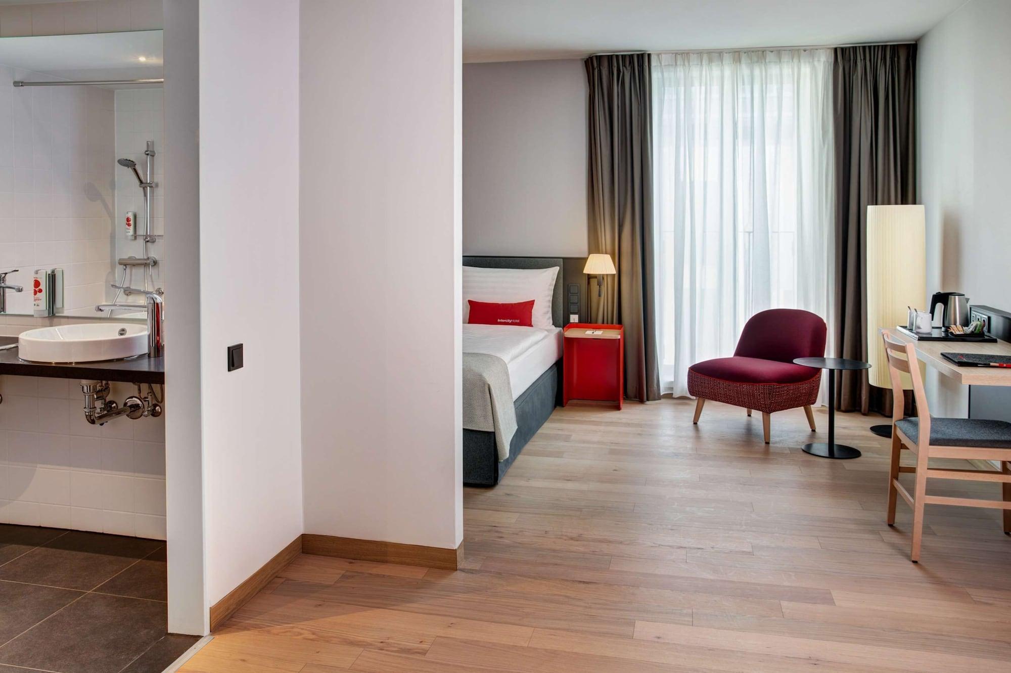 Intercityhotel Frankfurt Hauptbahnhof Sued Frankfurt am Main Bagian luar foto